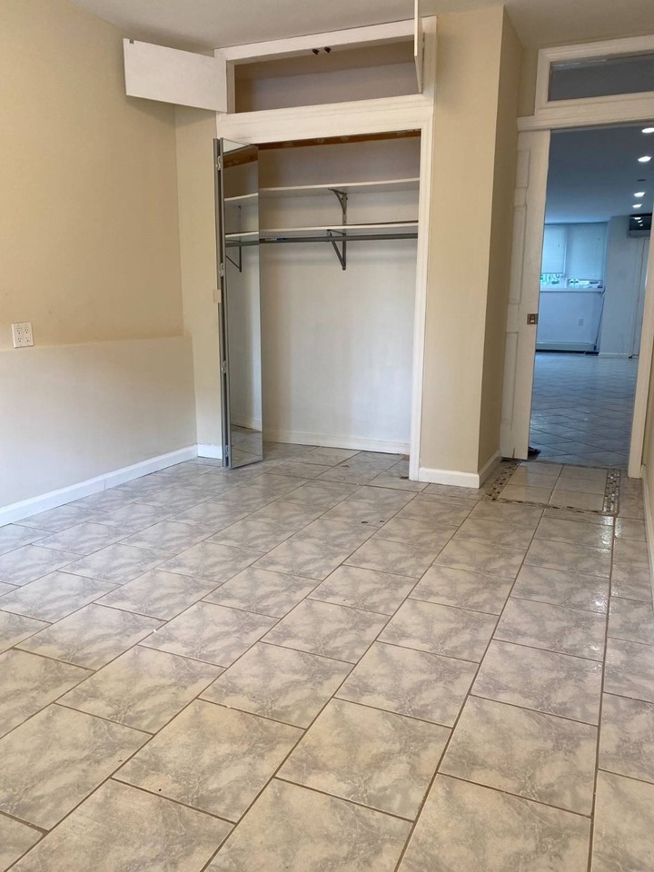 14718 77th Rd #1 - Photo 7 of 7