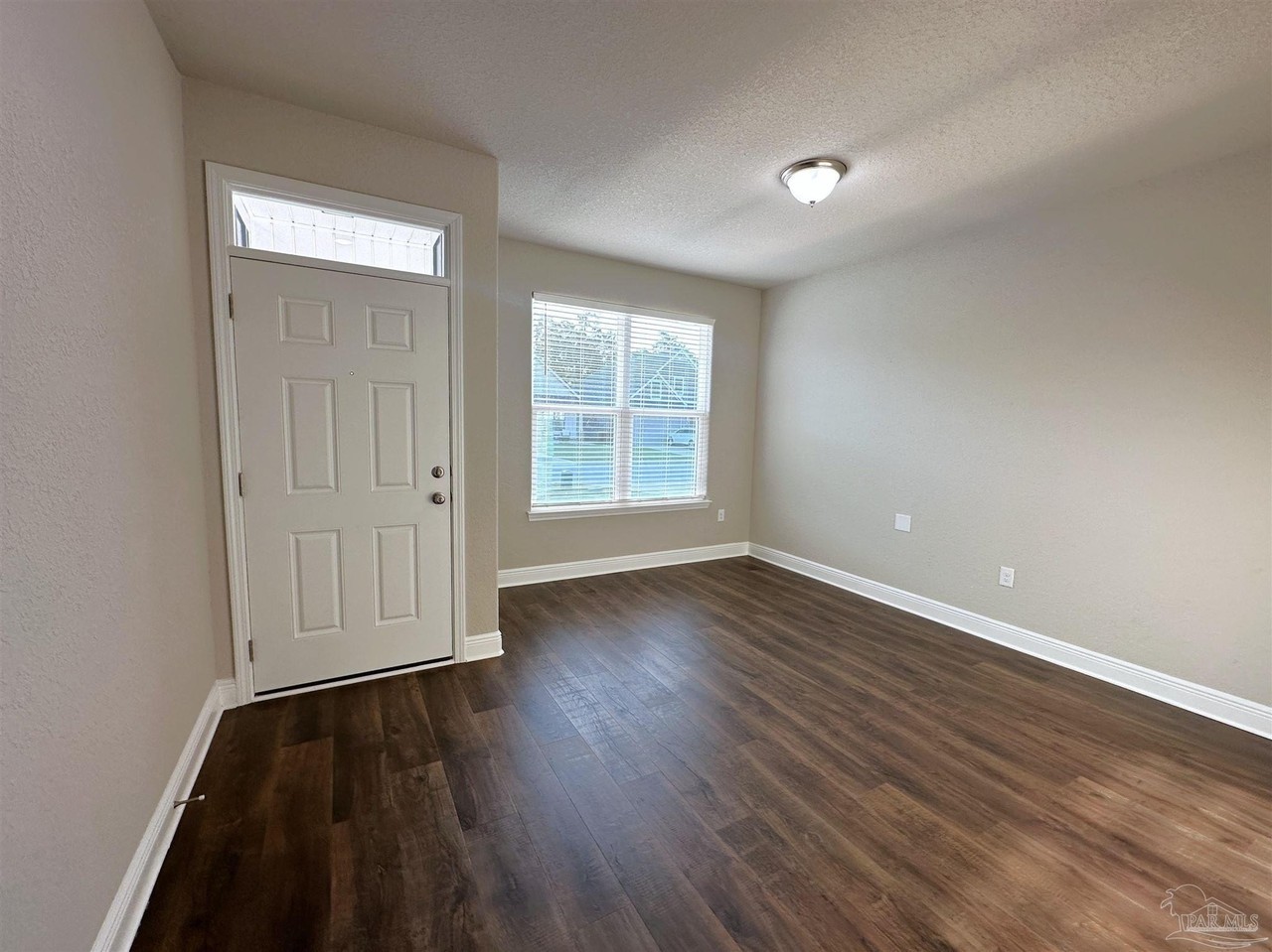 5365 Parkside Dr - Photo 3 of 26