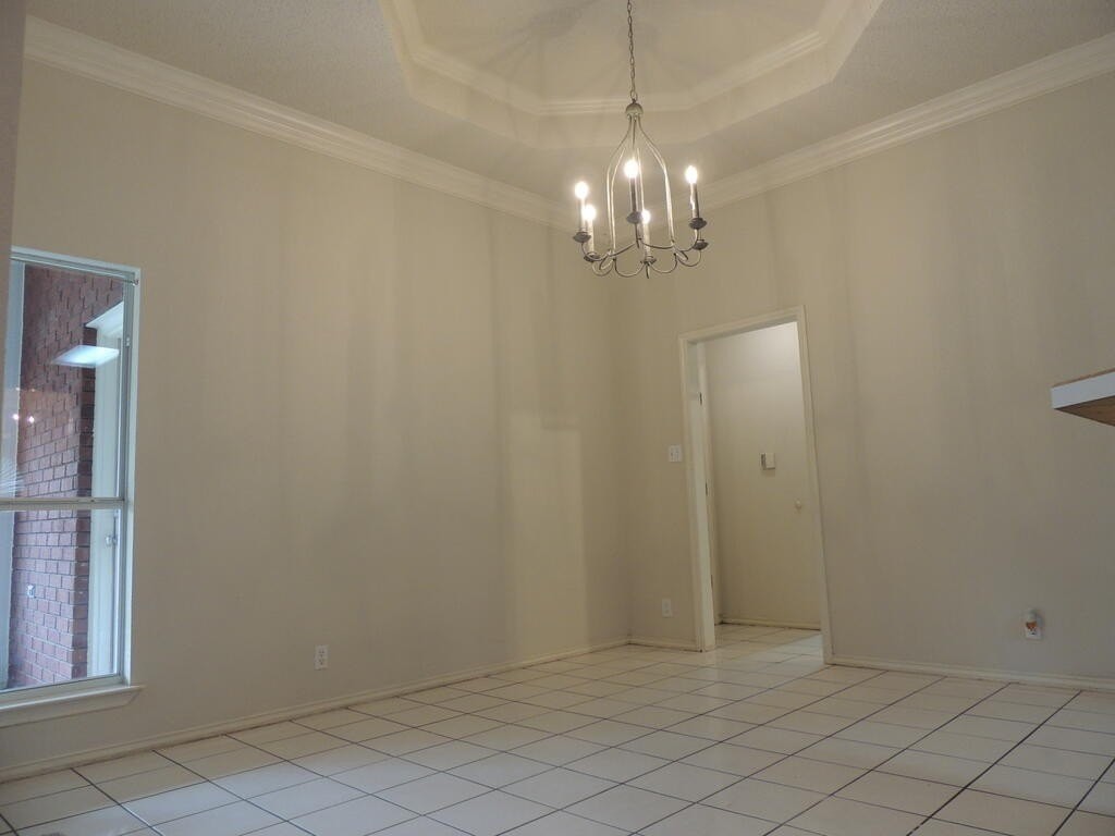 5405 Hillcrest Ct - Photo 6 of 47