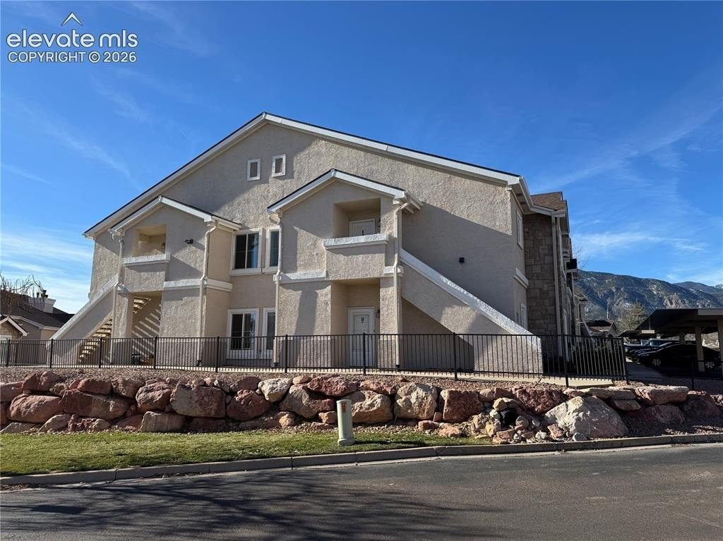 3875 Strawberry Field Grv #B