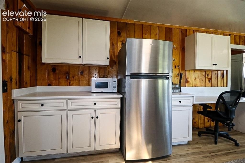 731 Midland Ct - Photo 3 of 23
