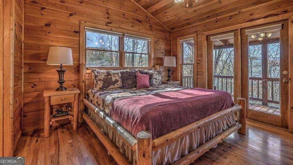 348 The Forest Rd - Photo 4 of 49