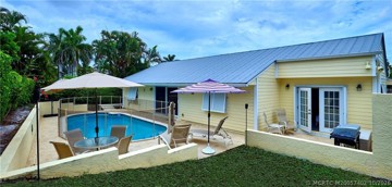 featured image of 2485 Ne 16th Ct