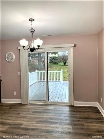 24331 Fairway Hills Dr - Photo 4 of 13