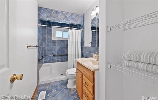 9036 Mason St - Photo 6 of 10
