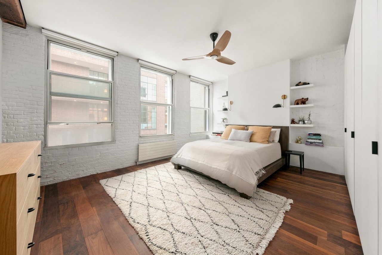 242 Lafayette St - Photo 4 of 7