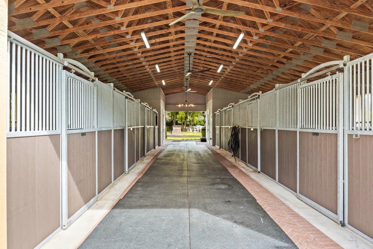 14407 Halter Rd #BARN - Photo 4 of 22