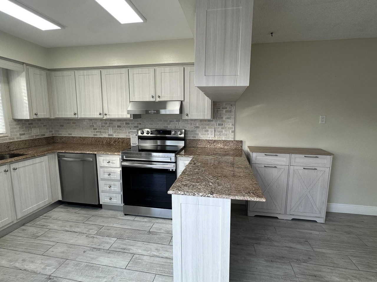 3017 Florida Blvd - Photo 7 of 30