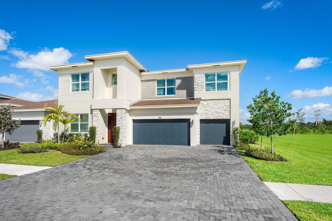 19081 Wood Stork Way - Photo 2 of 50