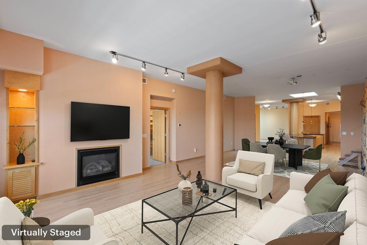 408 N 1st St #704 - Photo 2 of 50