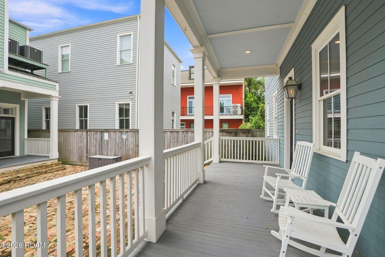 1419 Esplanade Ave - Photo 5 of 18