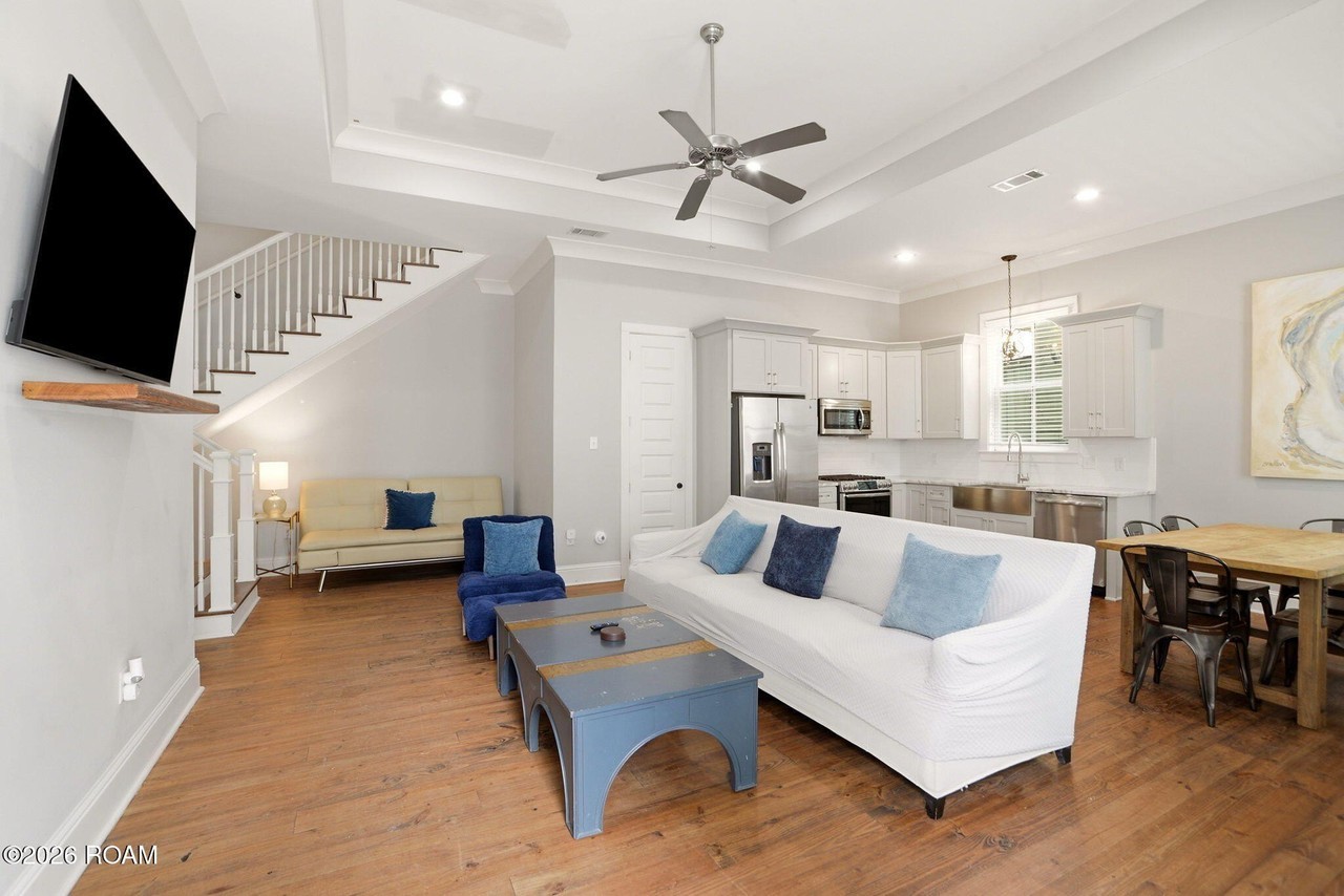 1419 Esplanade Ave - Photo 6 of 18