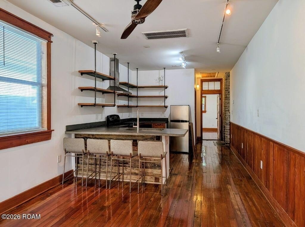 1527 France St - Photo 3 of 8