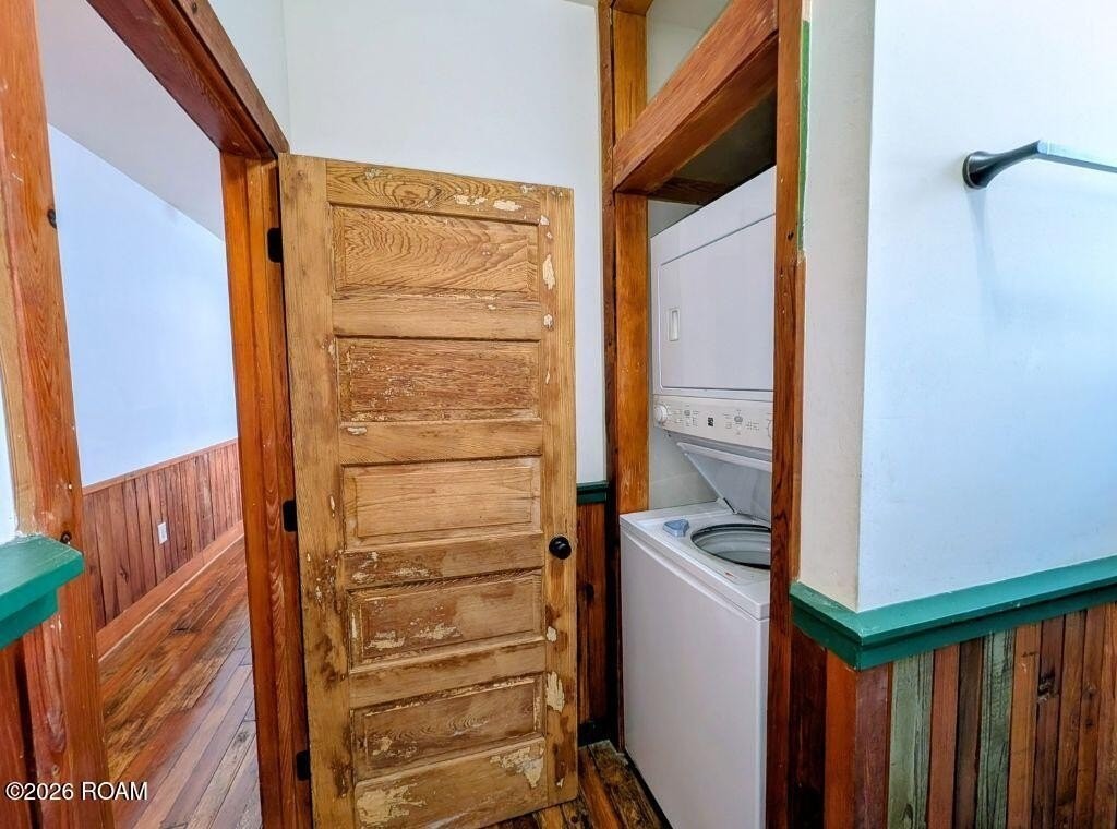1527 France St - Photo 5 of 8
