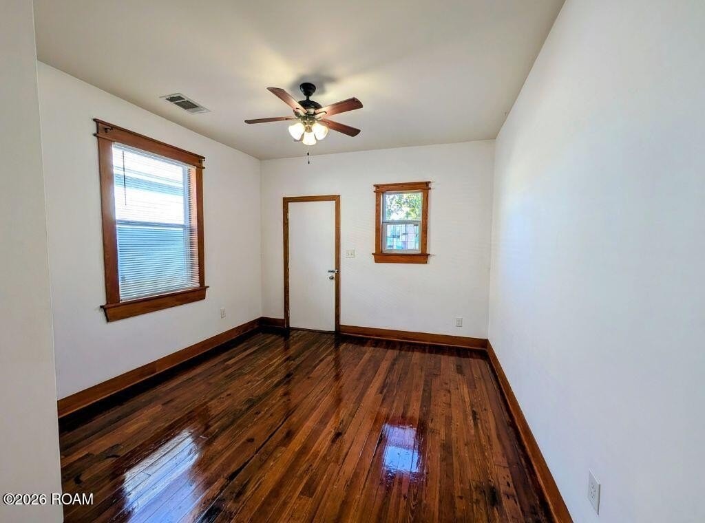 1527 France St - Photo 7 of 8