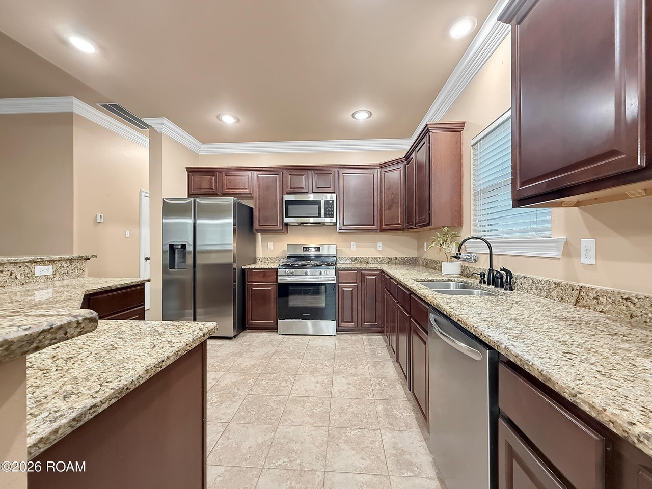 1825 Justin Dr - Photo 6 of 18