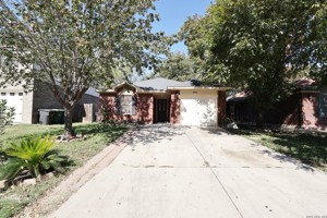 featured image of 9219 Encino Vlg