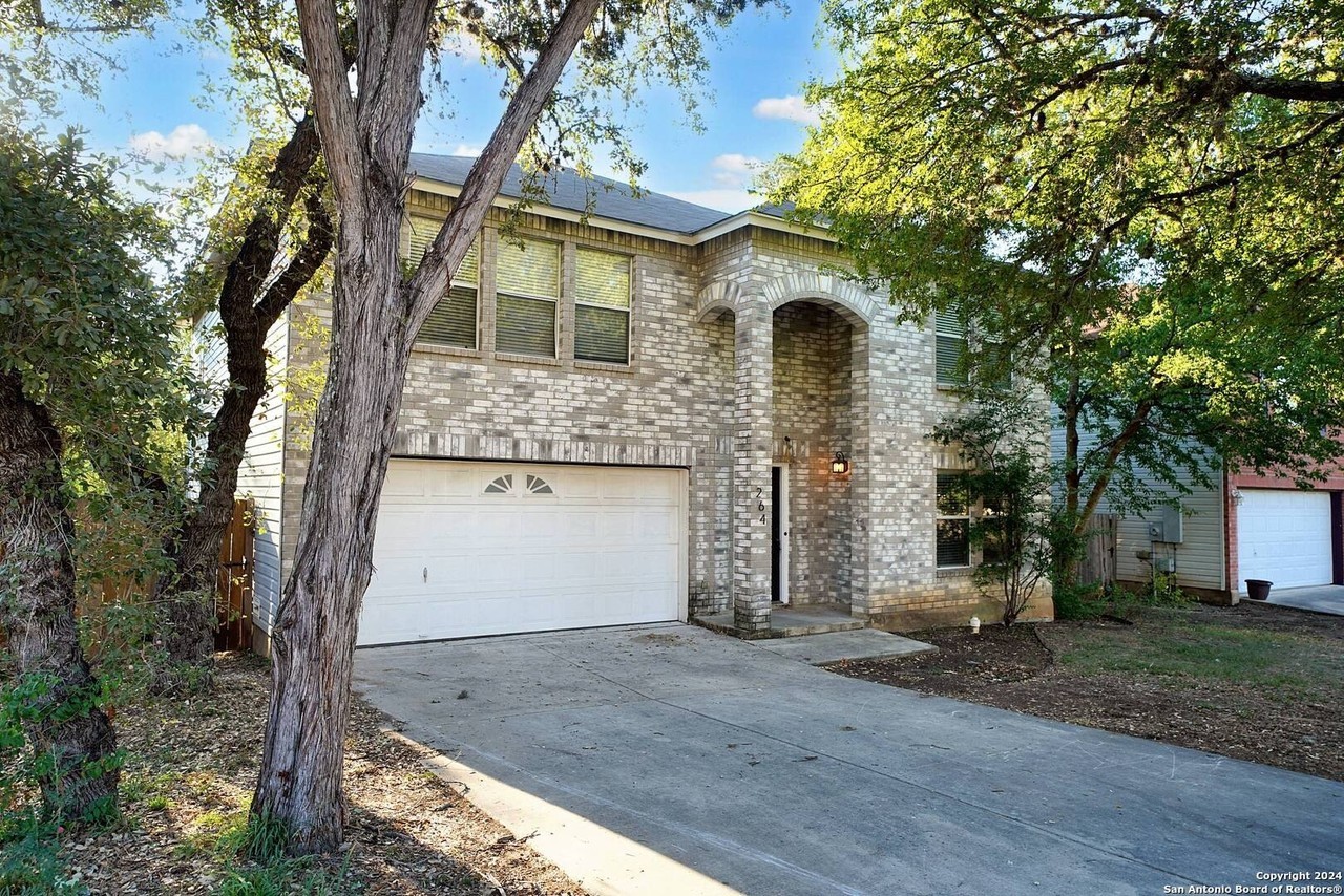 264 Victoria Pt - Photo 3 of 45