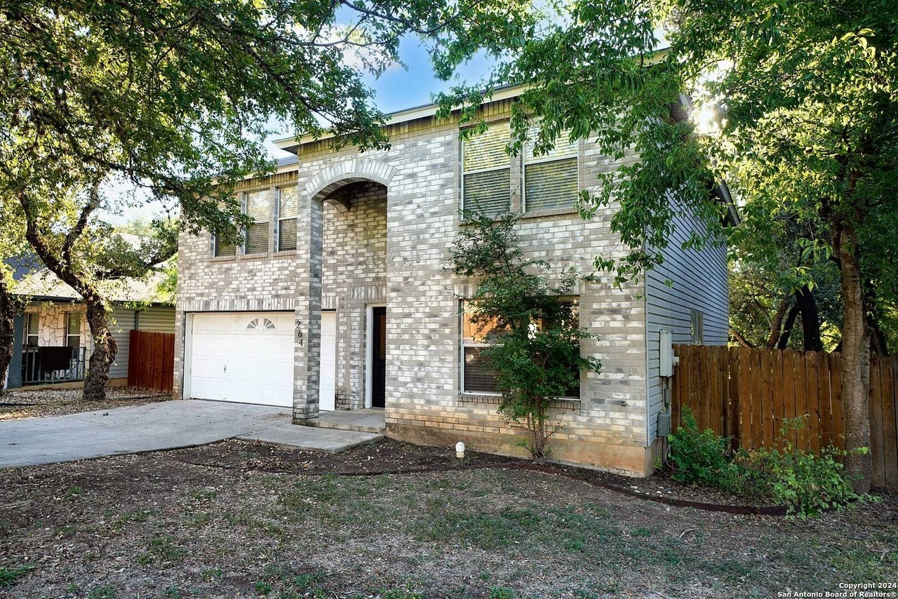 264 Victoria Pt - Photo 5 of 45