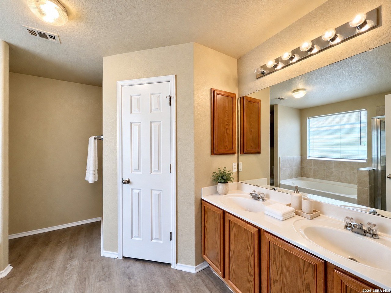 8815 Laguna Fls - Photo 7 of 50