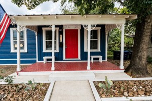 featured image of 2916 S Gevers St #A