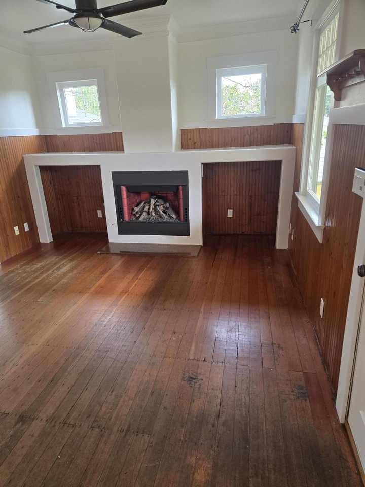 427 E Micheltorena St #C - Photo 2 of 4