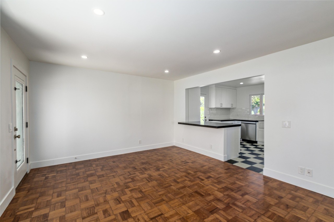 102 La Plata - Photo 7 of 28