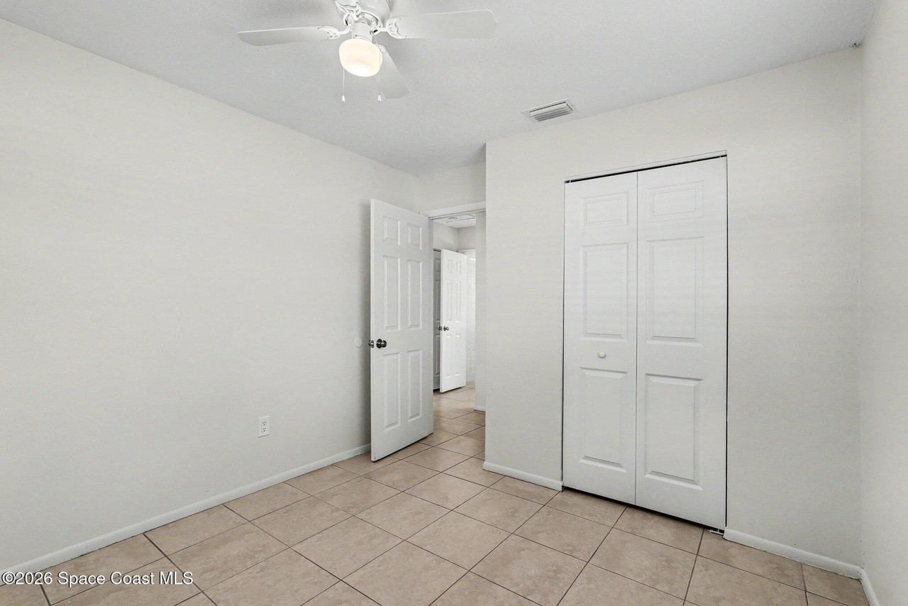 705 Renner Ave - Photo 7 of 17