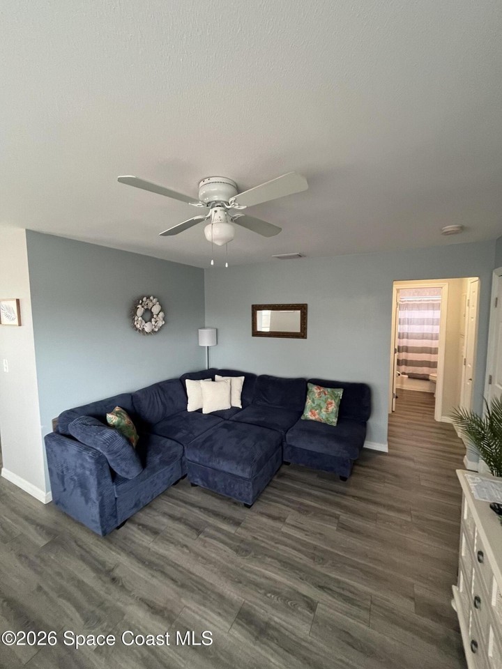 417 Madison Ave #H201 - Photo 3 of 31