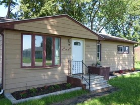 2230 S Dewey Ave - Photo 1 of 1