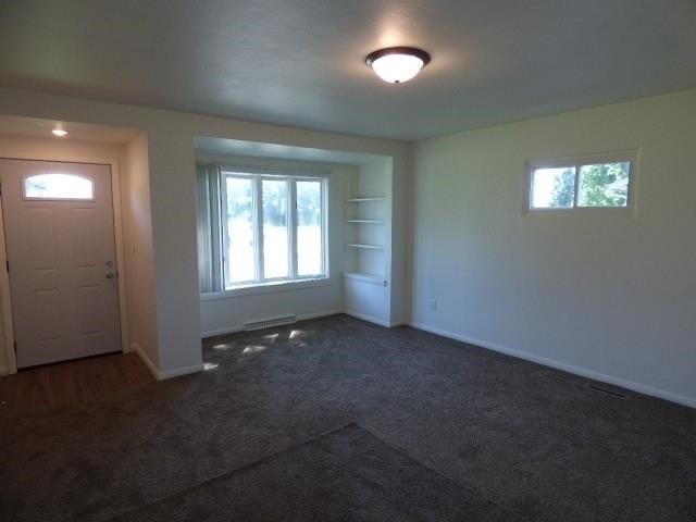 2230 S Dewey Ave - Photo 7 of 15
