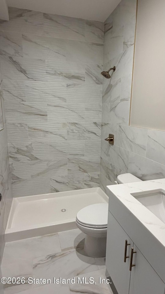 230 Rathbun Ave #2FL - Photo 5 of 5