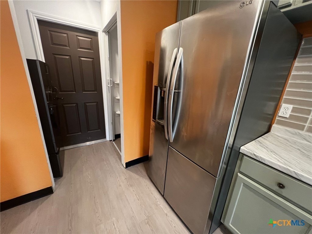 1118 N 18th St - Photo 5 of 9