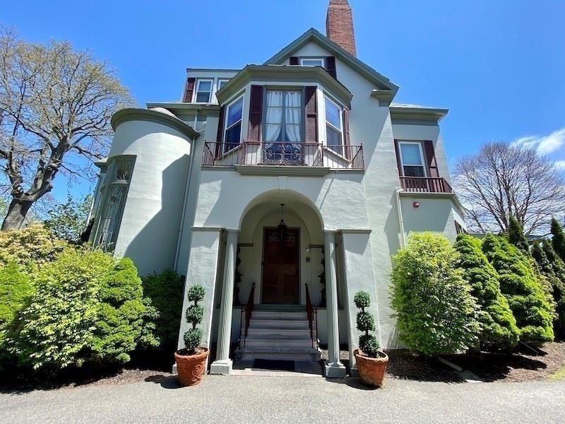 96 Rhode Island Ave #1B - Photo 2 of 9