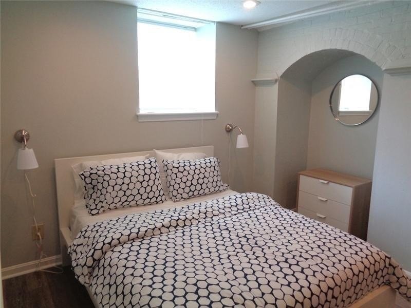 96 Rhode Island Ave #1B - Photo 4 of 9