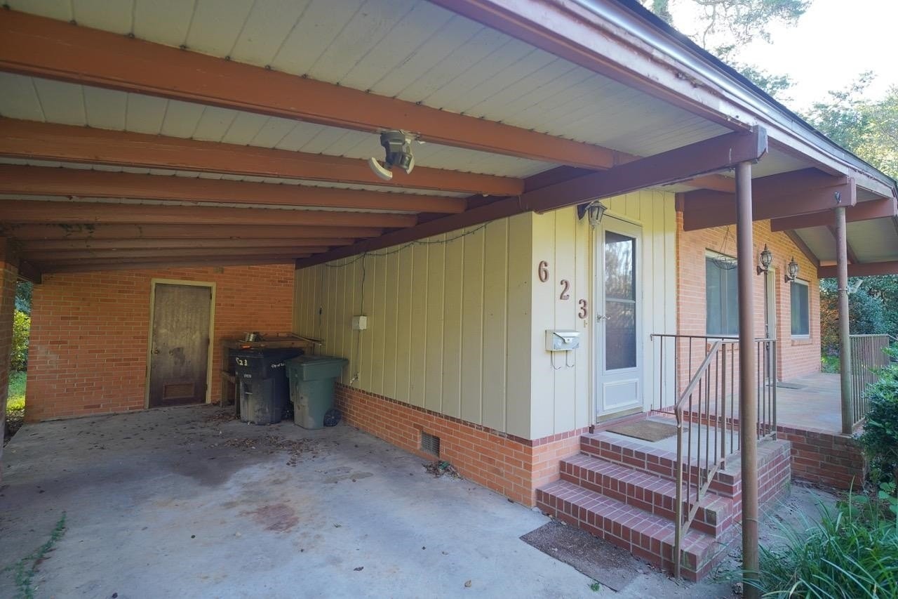 623 Voncile Ave - Photo 3 of 30