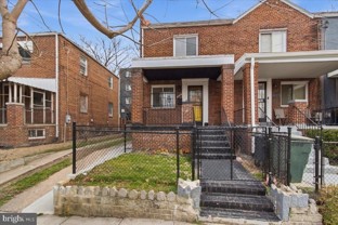 206 36th St Se - Photo 1 of 1