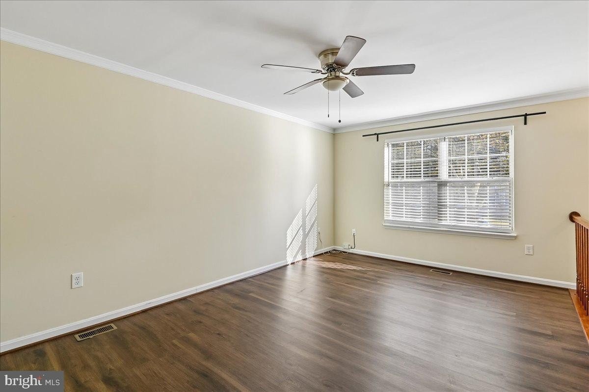 8230 Appalachian Dr - Photo 3 of 23