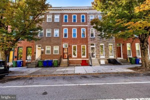 featured image of 1014 N Broadway