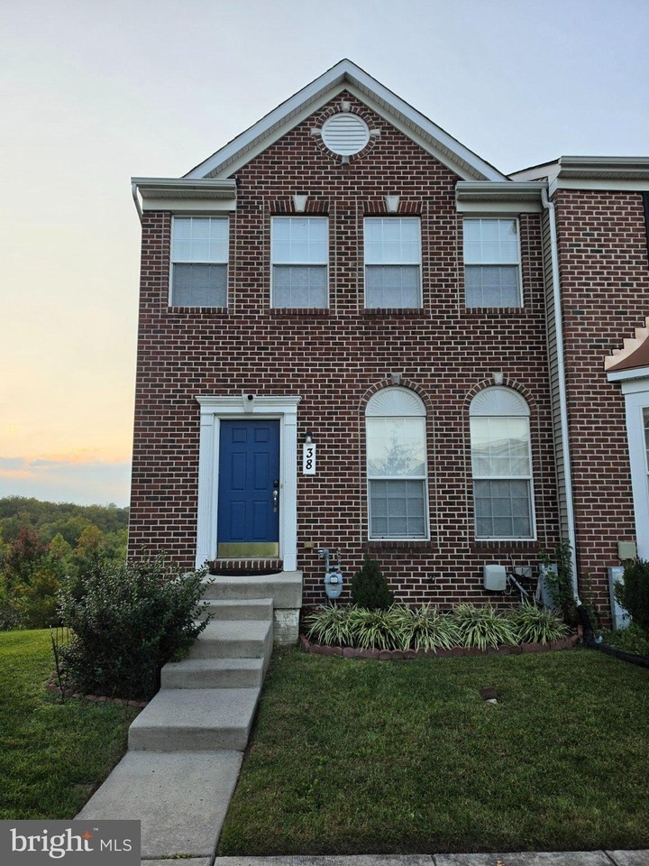 38 Ironwood Ct - Photo 3 of 34