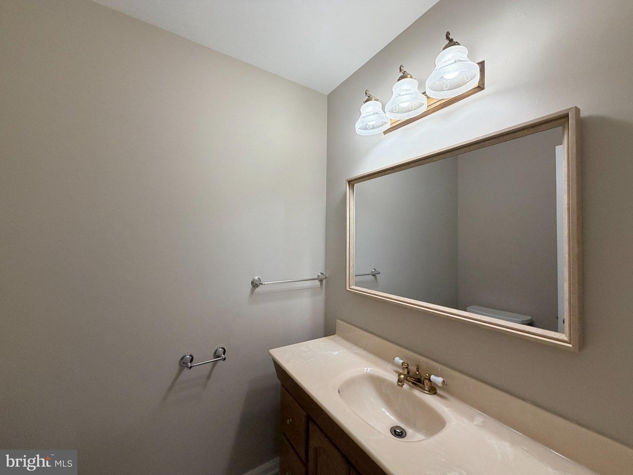 5364 Old Stone Ct - Photo 3 of 19