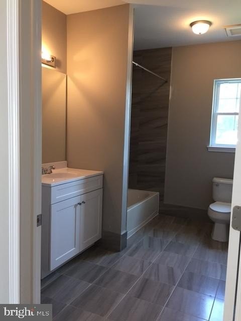 132 William St #D - Photo 6 of 7