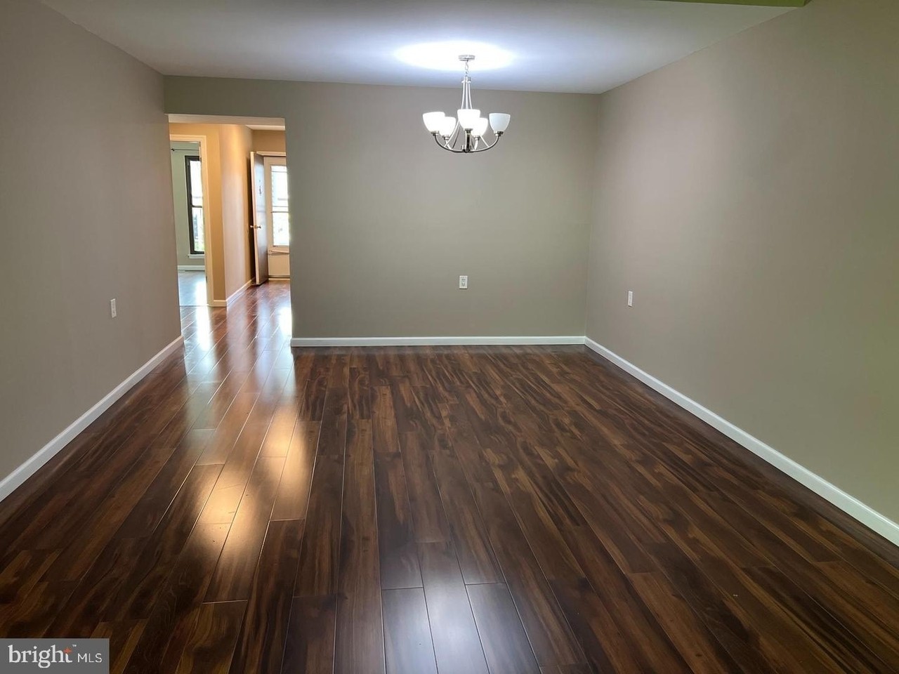 3-D 3D TWIN RIVER DR - Photo 5 of 16