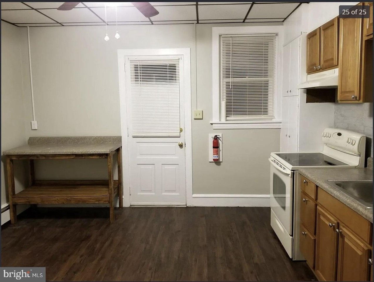 1855 N Main St - Photo 7 of 21