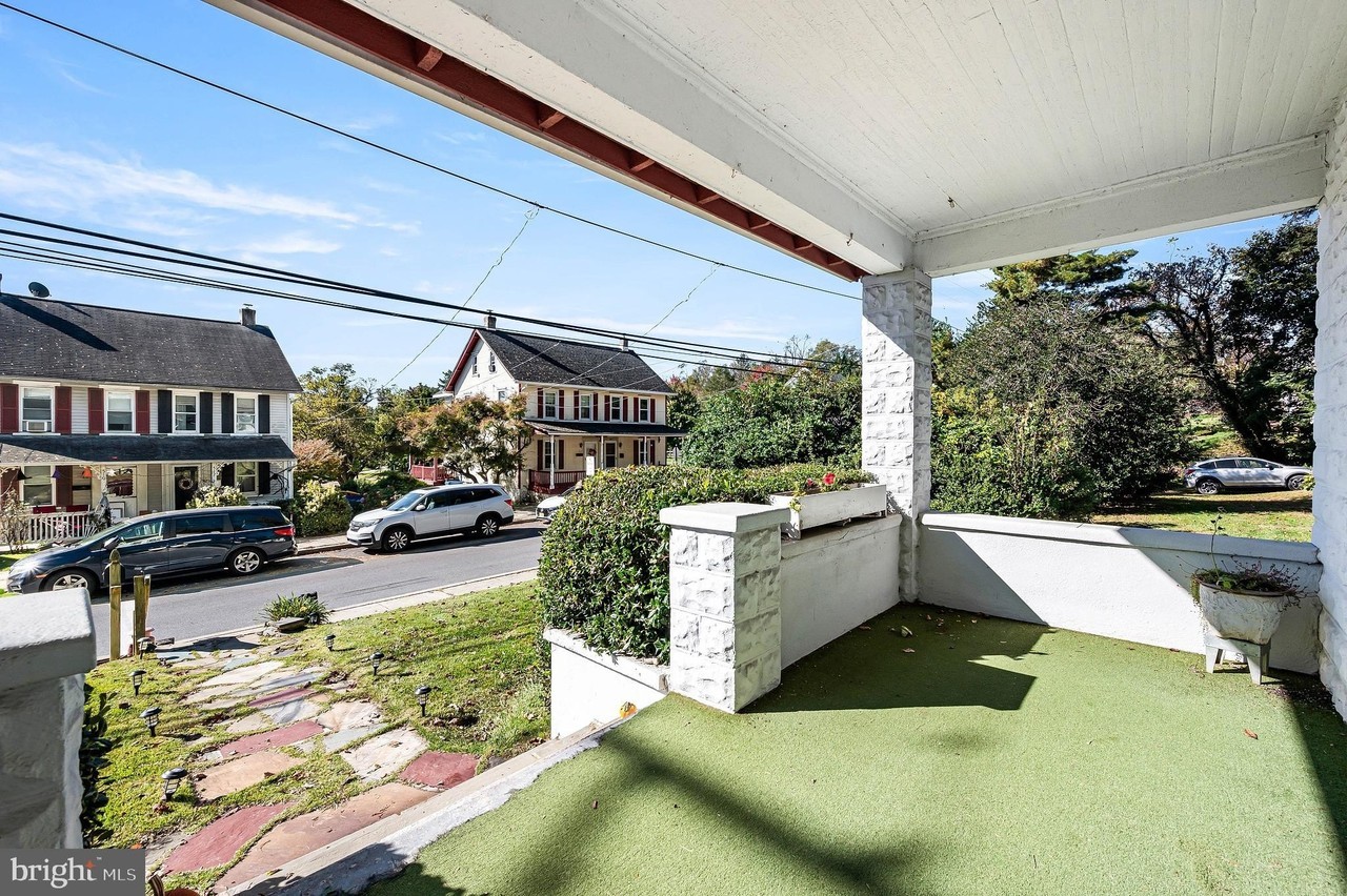 509 Strasburg Ave - Photo 3 of 34