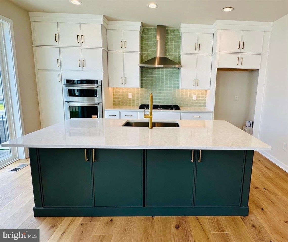 402 Hartnup St #128 - Photo 4 of 11