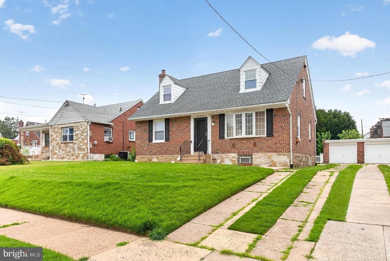919 Hartel Ave - Photo 3 of 43