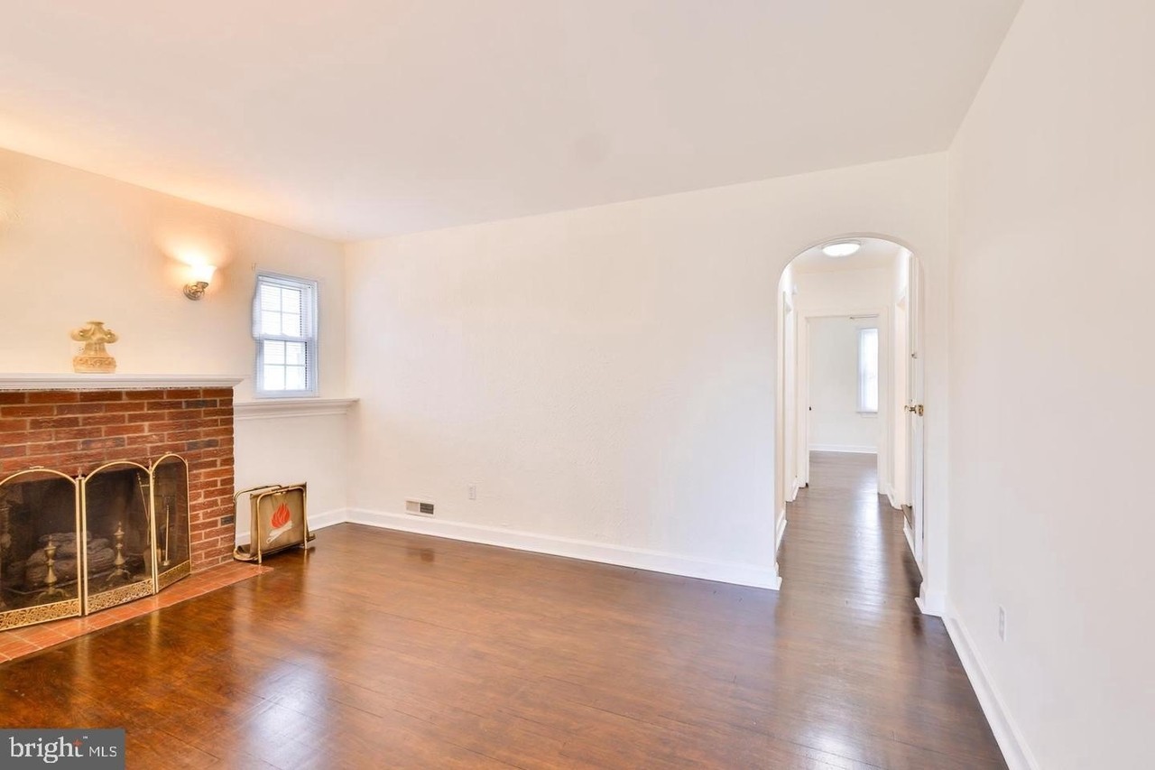 1508 S Walter Reed Dr - Photo 5 of 50