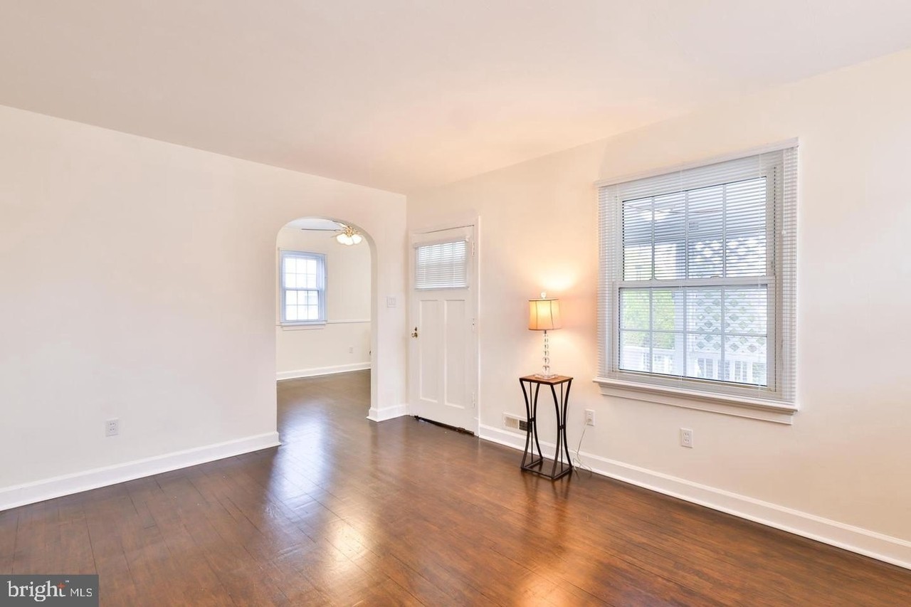1508 S Walter Reed Dr - Photo 6 of 50