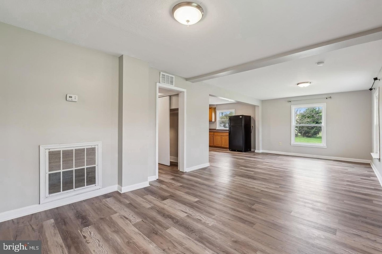5023 Broad Run Church Rd - Photo 4 of 38